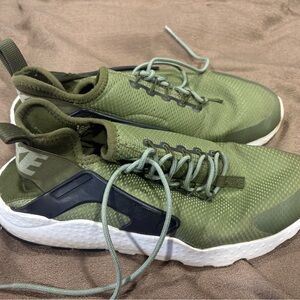 EUC Nike Air